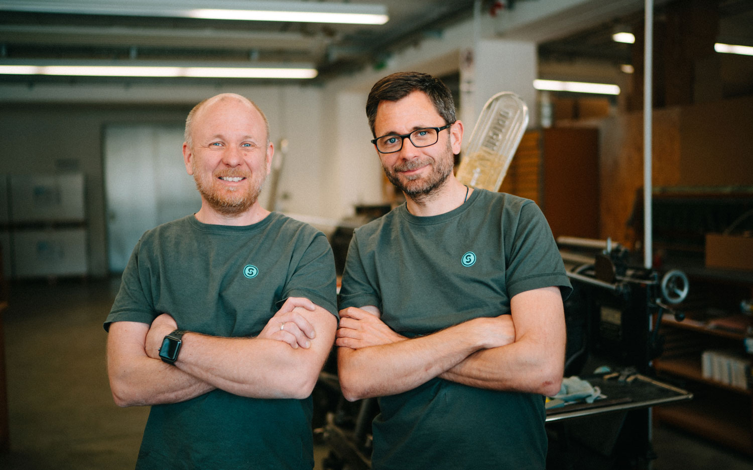 Gert und Klaus Seebacher in der Druckerei